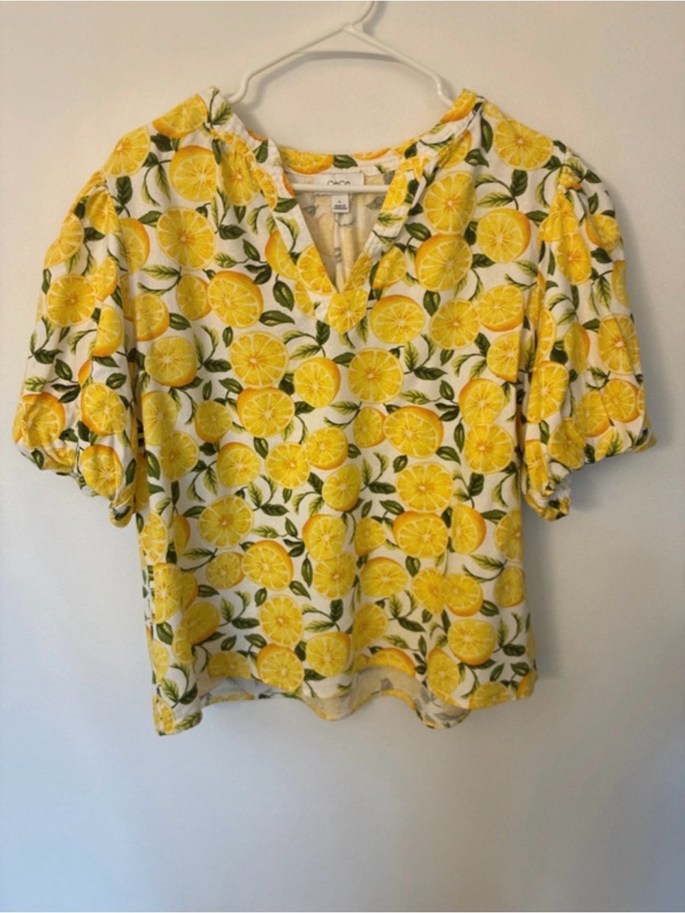 CeCe Yellow Lemon-Print V-Neck Puff Sleeve Blouse